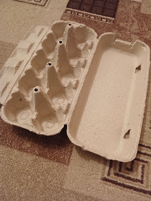 Продам новые ячейки для яиц