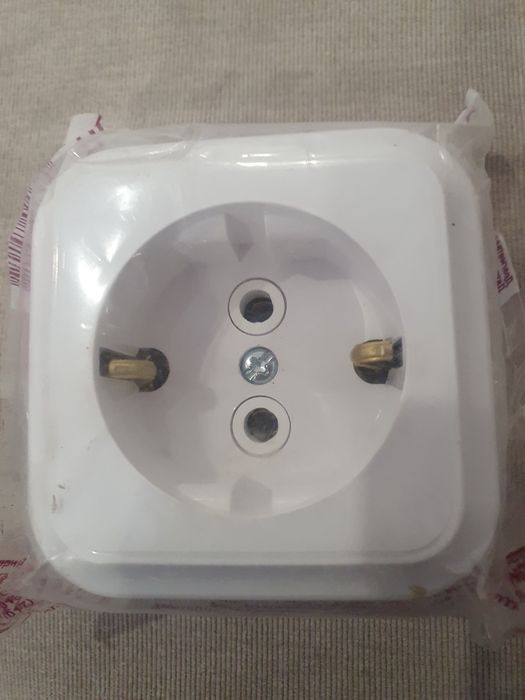 Розетки продам срочно