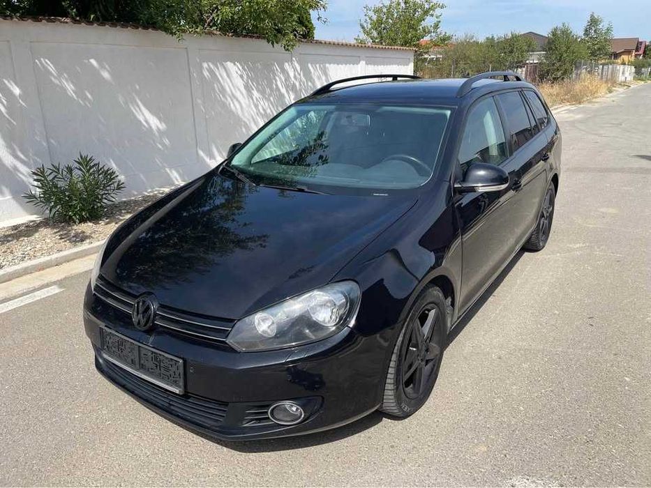 VW Golf VI 1.6 TDI,Klima, navigatie,pilot automat