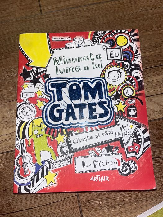 Carți : Harry Potter si piatra filosofală , Cronicile din Narnia , etc