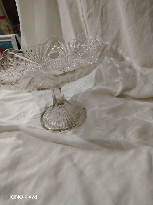 Хрустальная ваза.