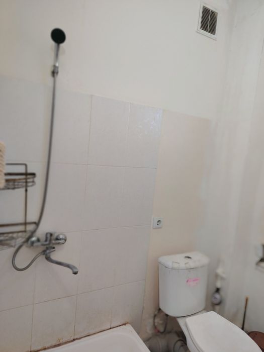 Termiz sh.Beshkapa Srochna uy  Dom sotiladi.