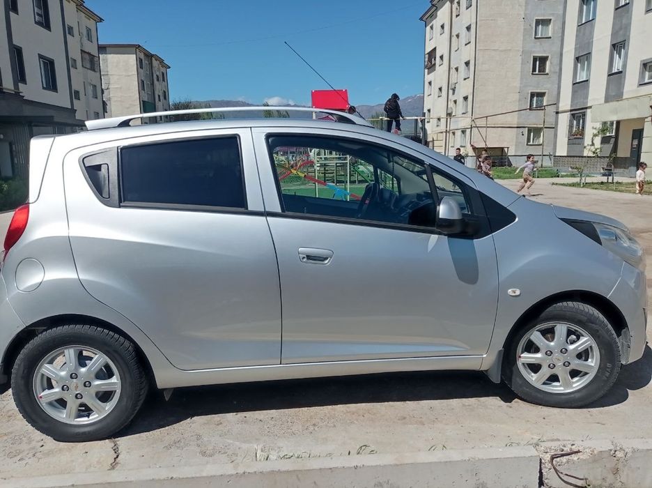 Spark 2014 mexanika yevyo 3 politsiya hammasi zavod holatida