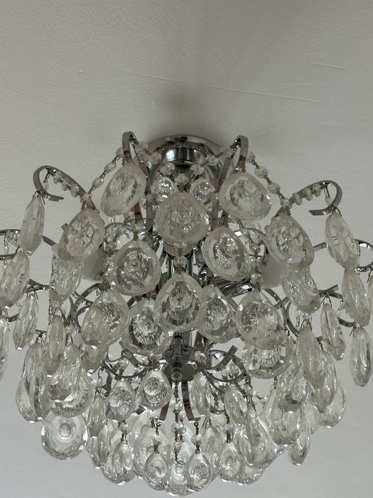 Люстра 5000 тенге