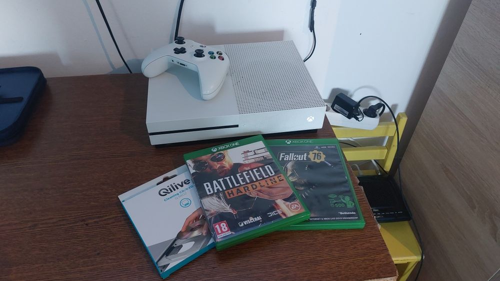 Consola Xbox one s 1 TB