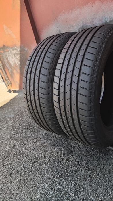 2броя летни гуми 205/55/16 Bridgestone Turanza T005