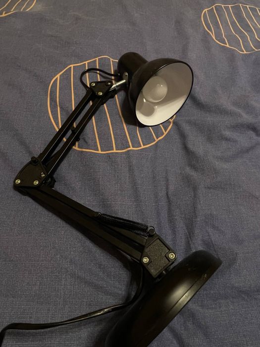 Лампа настольная