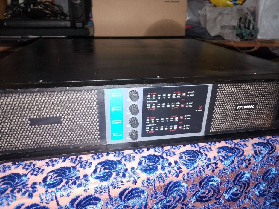 FP 10000 Q  cu 4 canale