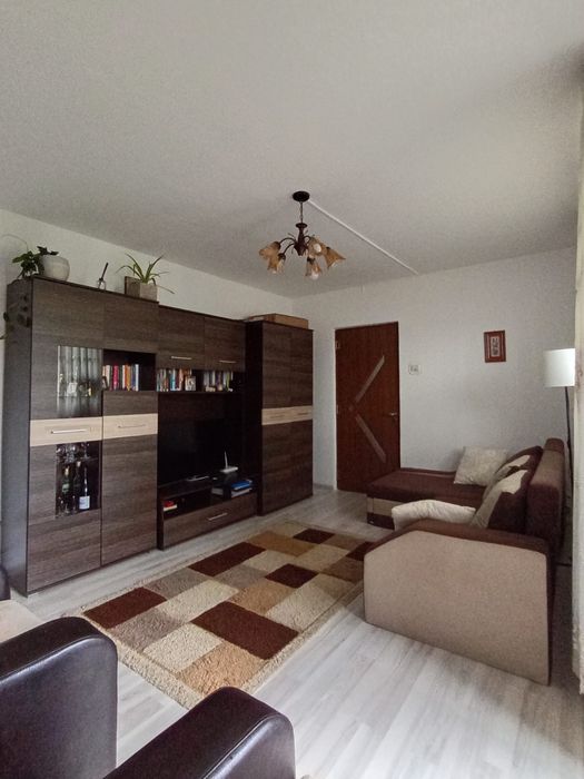 Apartament 3 camere, Valea Rosie