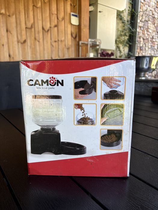 ЧИСТО НОВИ Автоматични хранилки CAMON за кучета/котки (5л / 3кг) 2бр.