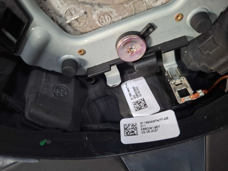 Нов Оригинален M волан за BMW G20 G22 G30 G05 G06 G01 G02 G26 G07 G Serie Г серия