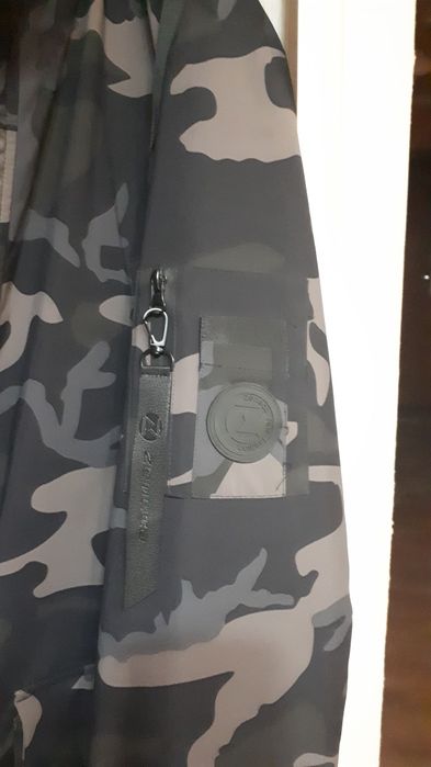 Продаю куртку мужскую