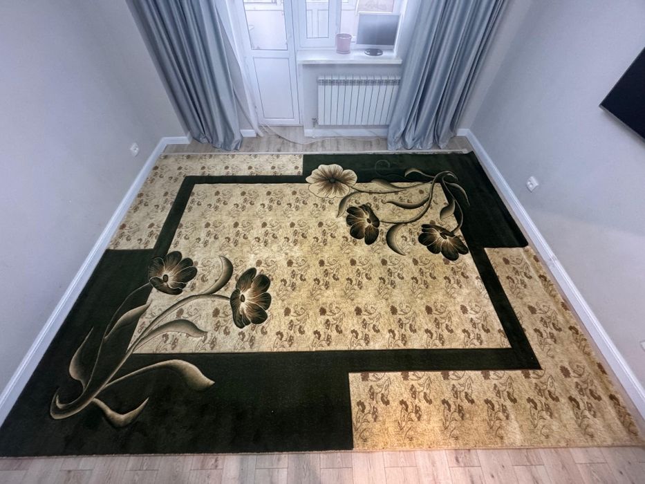 Продам ковры срочно