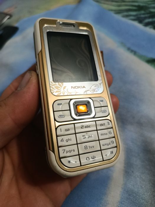 Nokia 7360 la fleur