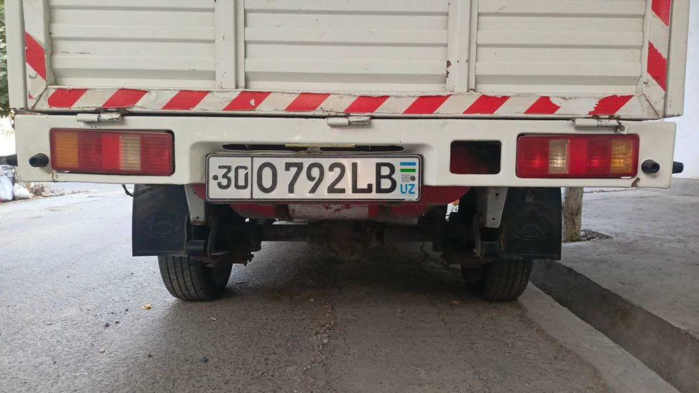 Грузовая машина Чанган (переделанная в лабо)