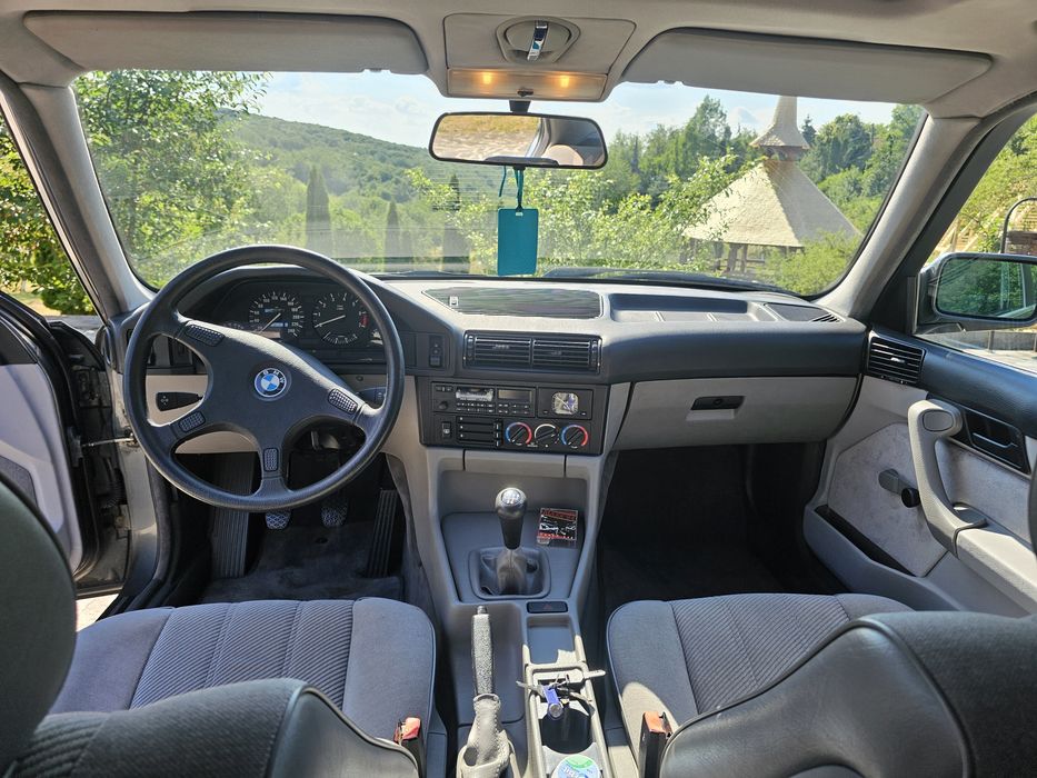 BMW seria 5 E34 520i