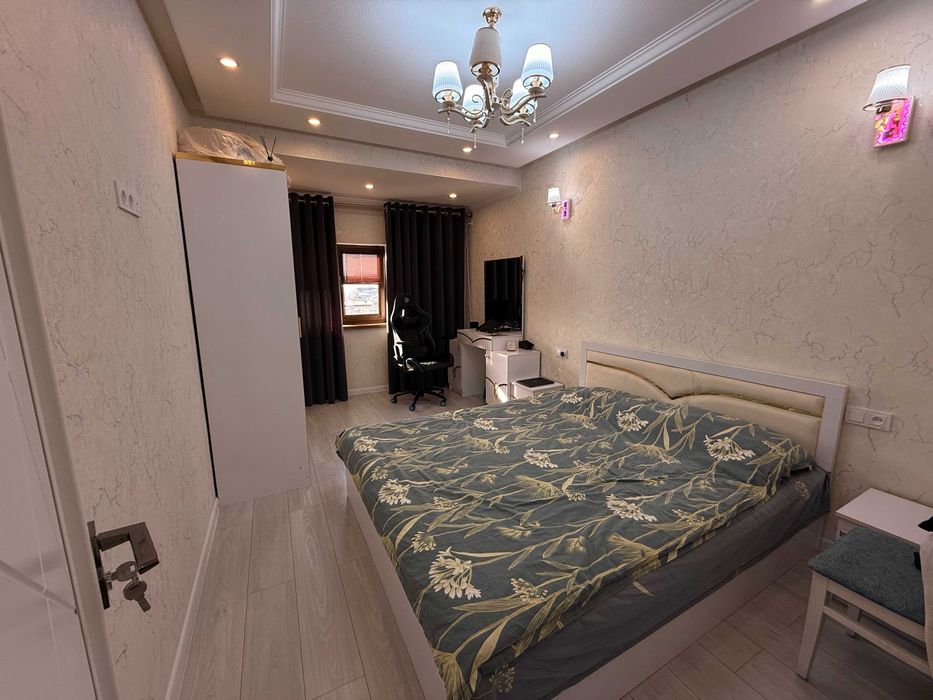 3-х комнатная квартира-студия с мебелью в центре города