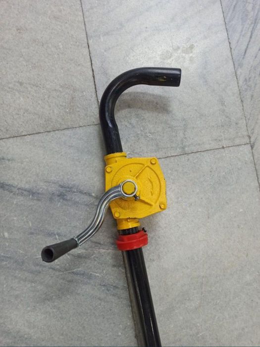 Ручной роторный масляный насос, изготовленный из чугунный и алюминия