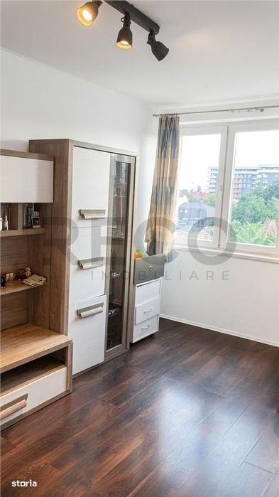 RECO Apartament 4 camere in Oradea zona Iosia