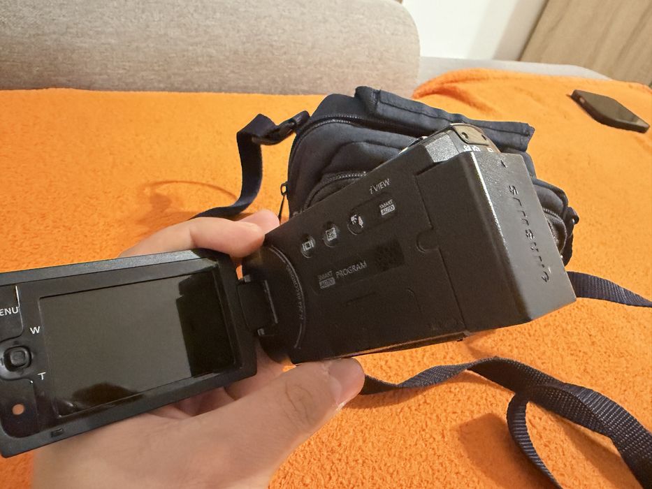 Vand aparat foto Samsung F40 65x