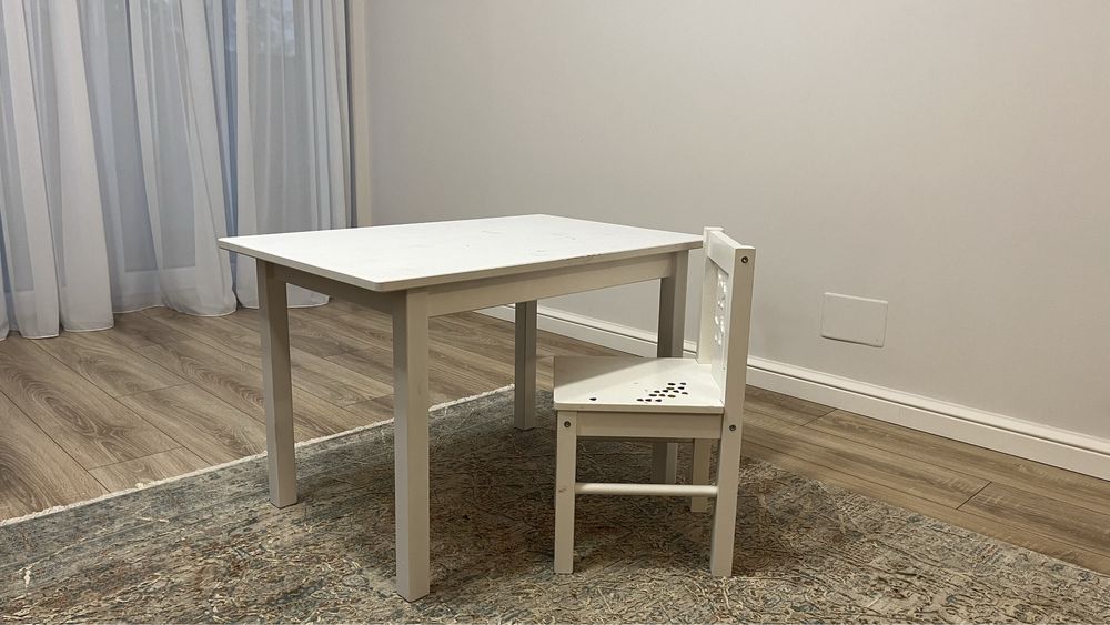 Masa si scaunel pentru copii