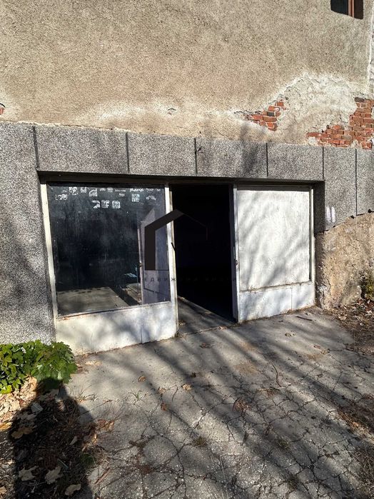 Продава се Магазин в с. Веринско, Област София-област - 521 кв.м за 327 €/кв.м - Снимка #23