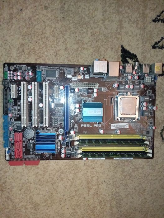 комплект компа     .