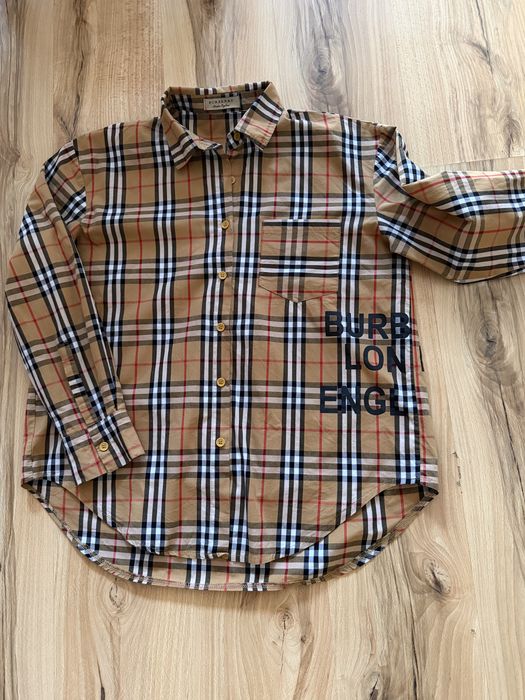 Дълга жилетка, Дънков елек Zara, елек с гол гръб Zara, потник Cliche, риза Burberry