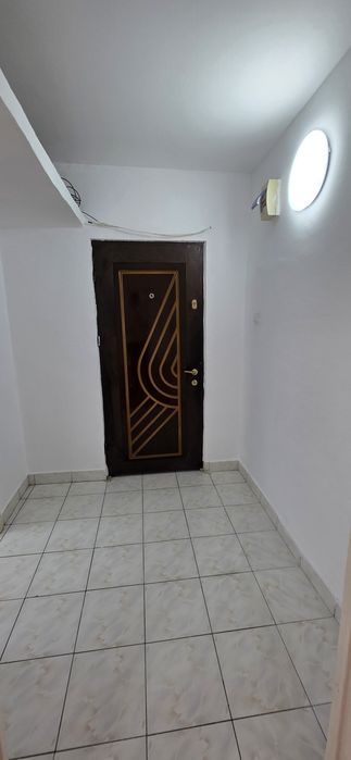 2 camere str.Miron Costin  LIBER.  Zona CENTRALA!!!
