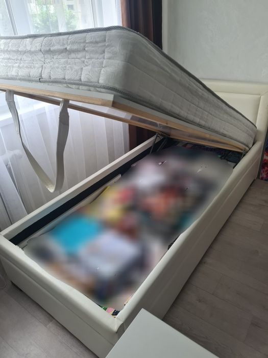 Кровать односпальная