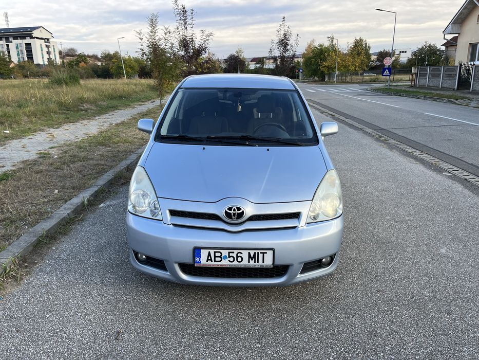 TOYOTA Corolla Verso 2006 — imagine 12