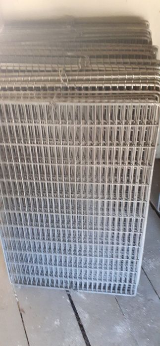 Метални клетки за зайци