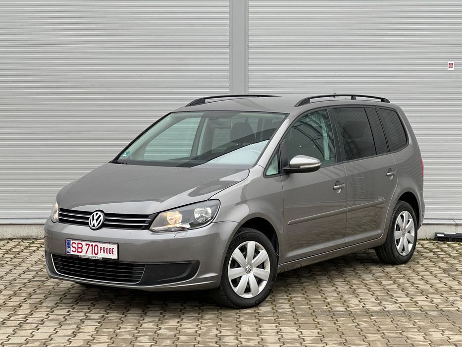 Volkswagen Touran 7 Locuri / Distribuție Noua / Cârlig Remorca