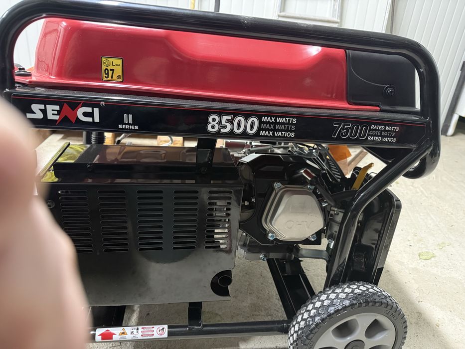 Монофазен генератор  8.5 кв ( чисто нов )