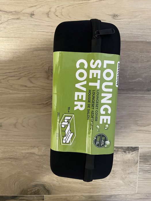 Huse mobilier exterior