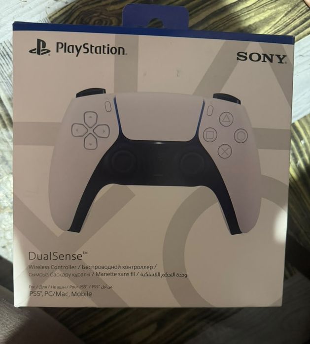 Джойстики Dualsense на PS5