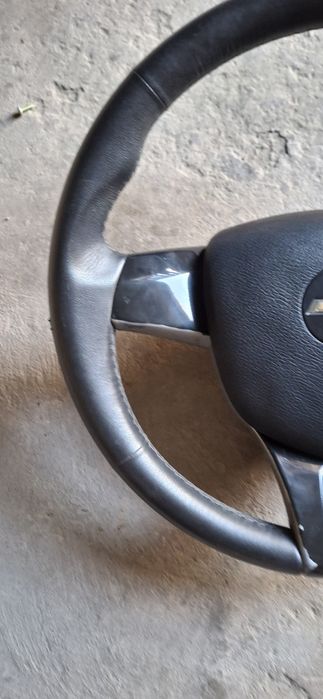 Продам рул от спарка кожа завод стояло на матизе.состояния отличное