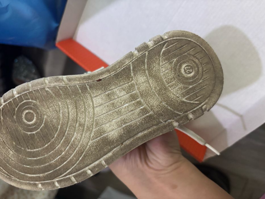 Продам детскую обувь