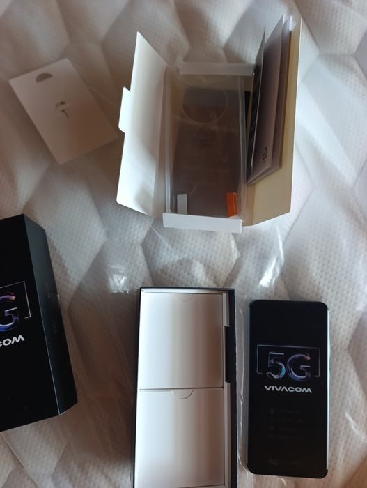 Нов 5G смартфон Vivacom в оригинална опаковка