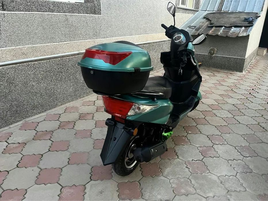 Продам мопед m8 x7