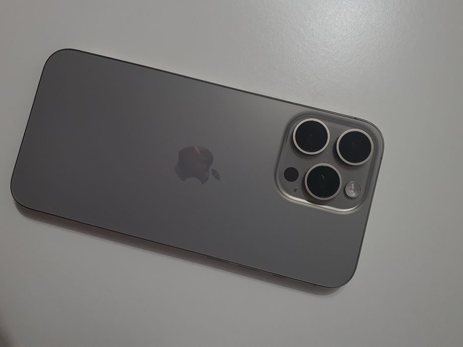 Iphone 15 pro max 256 gb 88% Гаранция
