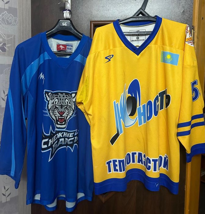 Продаю хоккейную форму