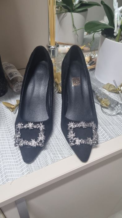 Pantofi noi marimea 36