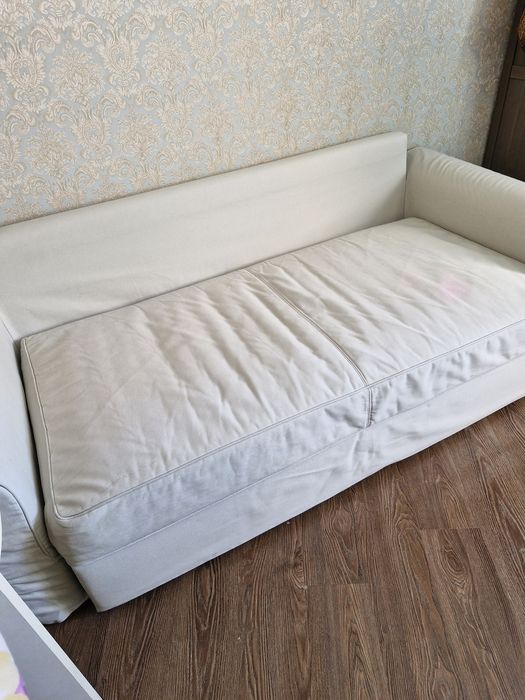 Продам диван Икеа