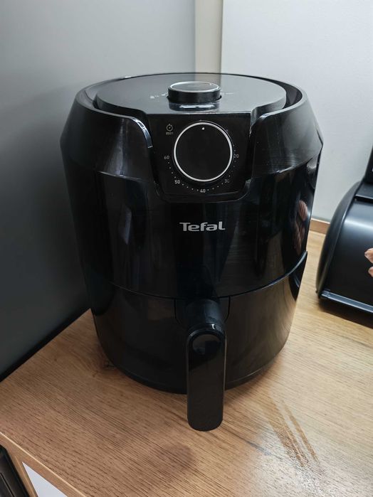 AIR FRYER TEFFAL - EASY FRYER CLASSIC,  уред за горещ въздух 4,2 л. Черен