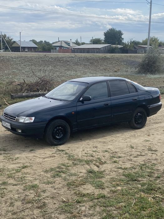 Toyota Carina E