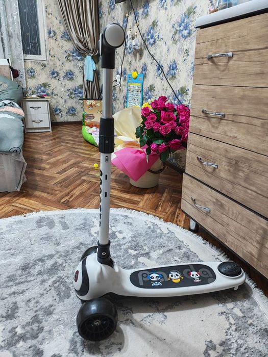 Продаётся музыкальный самокат.