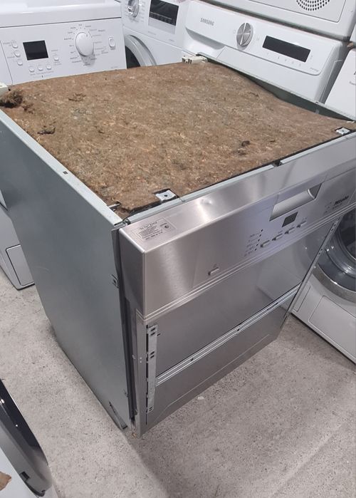 Съдомиялна Miele 60см А++ за частично вграждане  G4203SCi