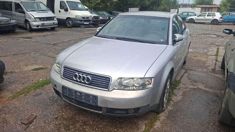 Dezmembrez AUDI A4 B6 - 2.0 Benzina Din 2002 - ALT