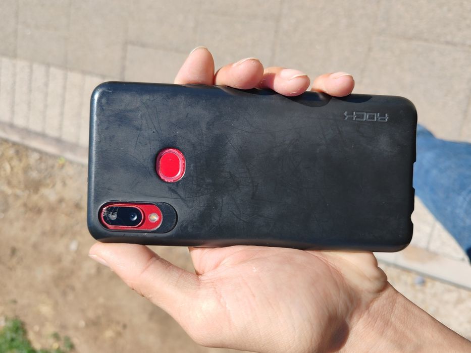 Продам телефон рабочий